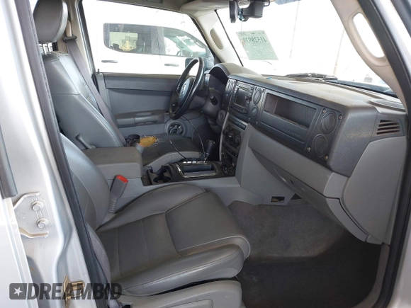 2006 Jeep Commander z VIN 1J8HH48K76C329934, wystawiony jako IAAI lot #41528939 z przebiegiem 180 006 mil mil oraz . Historia ofert i sprzedaży dostępna na DreamBid. Obrazek 5.