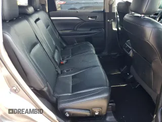 2017 Toyota Highlander XLE with VIN 5TDJZRFHXHS460934, listed as a Copart auction lot 62609385 with 57,809 mi miles and Salvage title. Bid and sale history available at DreamBid. Image 11.