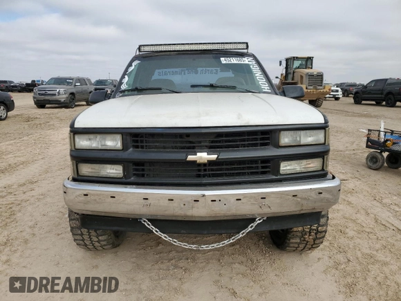 1994 GMC Sierra 1500 z VIN 2GTEK19K7R1531515, wystawiony jako Copart lot #45211685 z przebiegiem 286 840 mil mil oraz Szkoda całkowita • Salvage title. Historia ofert i sprzedaży dostępna na DreamBid. Obrazek 5.
