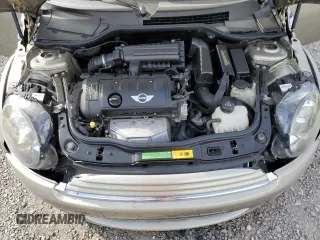 2011 MINI Convertible z VIN WMWZN3C5XBT132988, wystawiony jako Copart lot #87453744 z przebiegiem 67 197 mil mil oraz Szkoda całkowita • Salvage title. Historia ofert i sprzedaży dostępna na DreamBid. Obrazek 12.