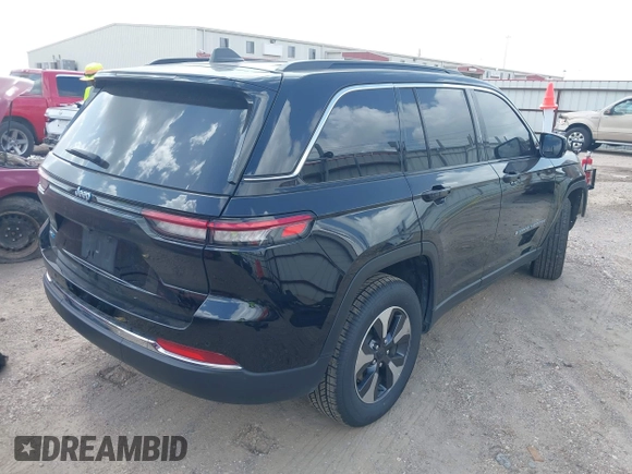 2024 Jeep Grand Cherokee with VIN 1C4RJYB6XRC181771, listed as a IAAI auction lot 42537639 with 39,056 mi miles and . Bid and sale history available at DreamBid. Image 4.