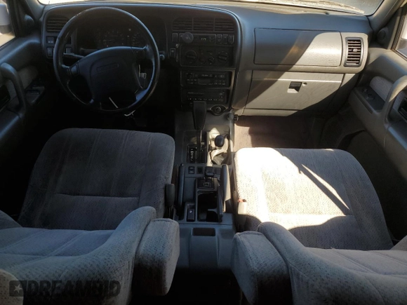 1999 Isuzu Trooper S z VIN JACDJ58X3X7917365, wystawiony jako Copart lot #76065174 z przebiegiem 228 254 mil mil oraz Szkoda całkowita • Salvage title. Historia ofert i sprzedaży dostępna na DreamBid. Obrazek 8.