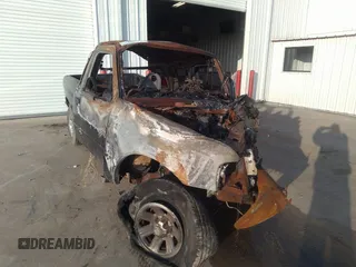 1999 Mazda B-Series 2WD Truck SE with VIN 4F4YR16V8XTM13964, listed as a IAAI auction lot 39963394 with 1 mi miles. Bid and sale history available at carsss.com. Image 1.