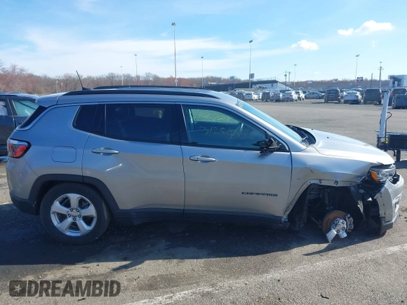 2019 Jeep Compass Altitude z VIN 3C4NJCBB9KT736881, wystawiony jako IAAI lot #41877957 z przebiegiem 63 566 mil mil oraz . Historia ofert i sprzedaży dostępna na DreamBid. Obrazek 13.