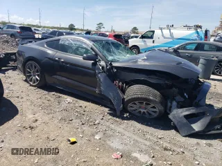2019 Ford Mustang GT z VIN 1FA6P8CF2K5104120, wystawiony jako Copart lot #50182685 z przebiegiem Nie podano mil oraz Szkoda całkowita • Salvage title. Historia ofert i sprzedaży dostępna na DreamBid. Obrazek 4.