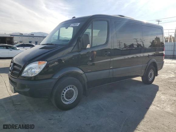 2011 Mercedes-Benz Sprinter Passenger Vans with VIN WDZPE7CC8B5578934, listed as a Copart auction lot 47296005 with 119,820 mi miles and Salvage Title. Bid and sale history available at carsss.com. Image 1.