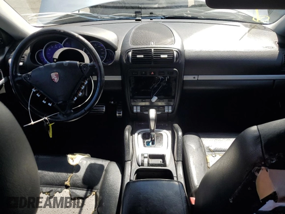 2005 Porsche Cayenne S z VIN WP1AB29P65LA62341, wystawiony jako Copart lot #50625125 z przebiegiem 189 906 mil mil oraz Szkoda całkowita • Salvage title. Historia ofert i sprzedaży dostępna na DreamBid. Obrazek 8.