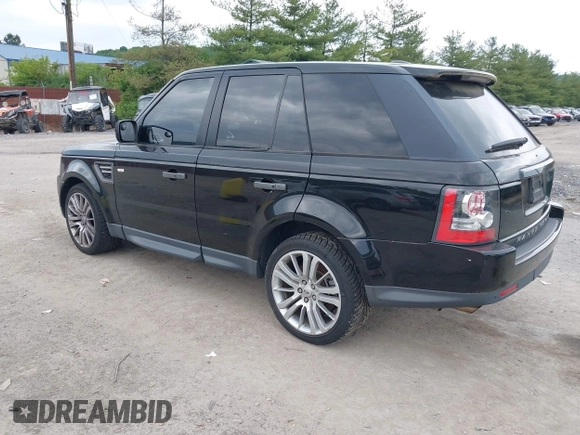 2011 Land Rover Range Rover Sport HSE Lux z VIN SALSK2D41BA284871, wystawiony jako IAAI lot #42354891 z przebiegiem 155 554 mil mil oraz . Historia ofert i sprzedaży dostępna na DreamBid. Obrazek 3.