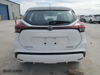 2024 Nissan Kicks S with VIN 3N1CP5BV8RL552122, listed as a Copart auction lot 48963995 with 10,689 mi miles and Salvage Title. Bid and sale history available at carsss.com. Image 6.