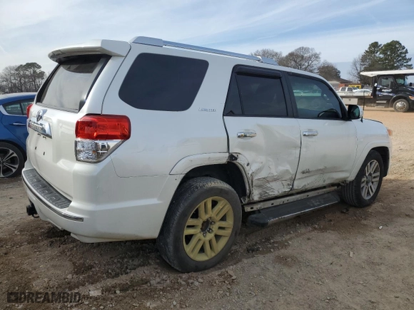 2011 Toyota 4Runner SR5 with VIN JTEZU5JR9B5027592, listed as a Copart auction lot 45521265 with 189,846 mi miles and Salvage Title. Bid and sale history available at carsss.com. Image 3.