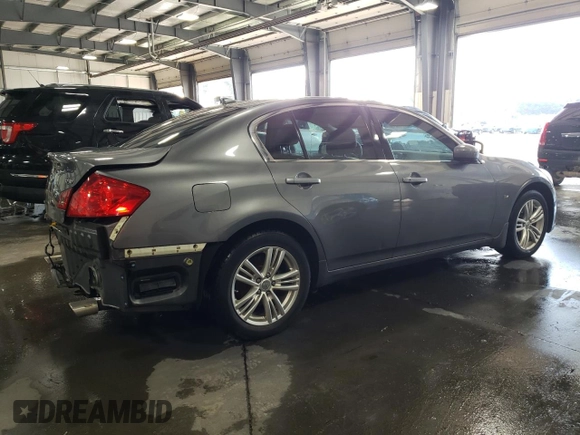 2015 Infiniti Q40 with VIN JN1CV6AR2FM520087, listed as a Copart auction lot 71186804 with 87,883 mi miles and Salvage Title. Bid and sale history available at carsss.com. Image 3.