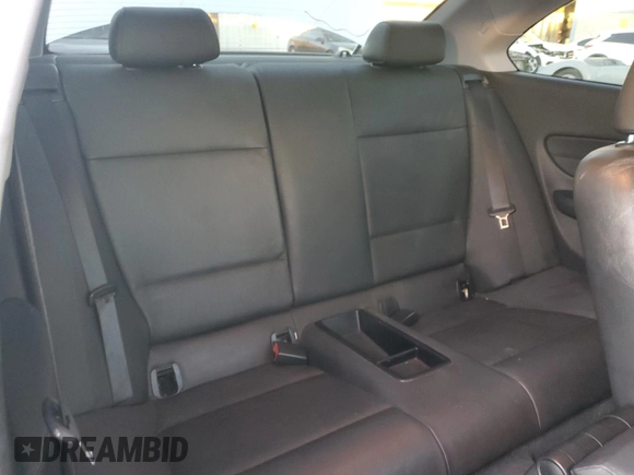 2009 BMW 1 Series 128i with VIN WBAUP73589VK76310, listed as a Copart auction lot 89200345 with 85,533 mi miles and Salvage Title. Bid and sale history available at carsss.com. Image 10.