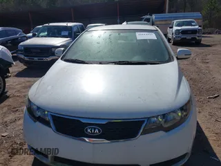 2012 Kia Forte EX with VIN KNAFU4A24C5547640, listed as a IAAI auction lot 41613927 with 225,939 mi miles. Bid and sale history available at carsss.com. Image 6.