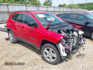 2024 Jeep Compass Latitude with VIN 3C4NJDBN5RT579943, listed as a IAAI auction lot 42461866 with 18,241 mi miles and . Bid and sale history available at DreamBid. Image 1.