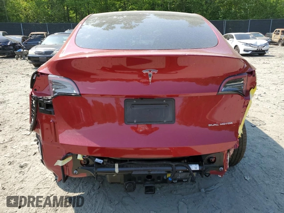 2024 Tesla Model Y Long Range с VIN 7SAYGDEE2RF197362, выставлен на аукционе Copart как лот 55239325 с пробегом 10 943 миль миль и Списание • Salvage title. История ставок и продаж доступна на DreamBid. Изображение 6.