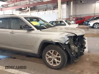 2021 Jeep Grand Cherokee Limited with VIN 1C4RJKBG2M8121372, listed as a IAAI auction lot 41808503 with 59,668 mi miles and . Bid and sale history available at DreamBid. Image 21.