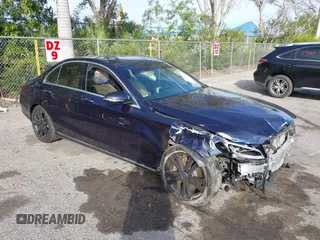 2018 Mercedes-Benz C 300 with VIN 55SWF4JB0JU274929, listed as a IAAI auction lot 41352263 with 85,816 mi miles and . Bid and sale history available at DreamBid. Image 1.
