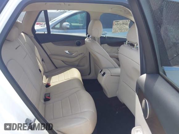 2019 Mercedes-Benz GLC 300 z VIN WDC0G4JB4KV186998, wystawiony jako IAAI lot #41932159 z przebiegiem 62 780 mil mil oraz . Historia ofert i sprzedaży dostępna na DreamBid. Obrazek 8.