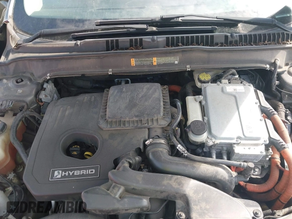 2016 Ford Fusion SE Hybrid with VIN 3FA6P0LU7GR218781, listed as a IAAI auction lot 41844791 with 214,867 mi miles. Bid and sale history available at carsss.com. Image 10.