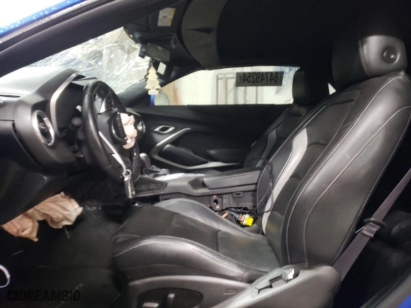 2017 Chevrolet Camaro 2LT with VIN 1G1FD3DX1H0124239, listed as a Copart auction lot 84749254 with 0 mi miles and Non Repairable. Bid and sale history available at carsss.com. Image 7.