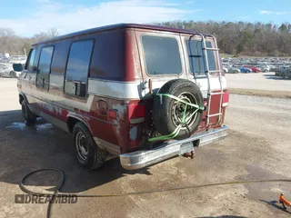 1986 Chevrolet Chevy Van z VIN 1GCEG25N9G7163670, wystawiony jako IAAI lot #41654650 z przebiegiem Nie podano mil oraz . Historia ofert i sprzedaży dostępna na DreamBid. Obrazek 3.