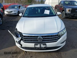 2020 Volkswagen Jetta S z VIN 3VWCB7BU1LM074767, wystawiony jako IAAI lot #41775551 z przebiegiem 65 037 mil mil oraz . Historia ofert i sprzedaży dostępna na DreamBid. Obrazek 6.