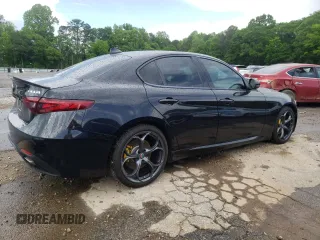 2017 Alfa Romeo Giulia Ti z VIN ZARFAECN9H7549992, wystawiony jako Copart lot #53124905 z przebiegiem 141 375 mil mil oraz Tytuł czysty. Historia ofert i sprzedaży dostępna na DreamBid. Obrazek 3.