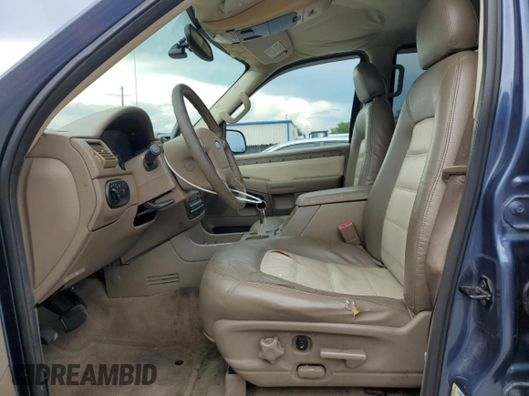 2004 Ford Explorer Eddie Bauer z VIN 1FMZU64K54UB61660, wystawiony jako Copart lot #60890085 z przebiegiem 194 733 mil mil oraz Szkoda całkowita • Salvage title. Historia ofert i sprzedaży dostępna na DreamBid. Obrazek 7.