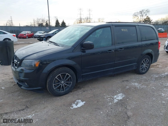 2016 Dodge Grand Caravan R/T with VIN 2C4RDGEG7GR270661, listed as a IAAI auction lot 41274031 with 124,747 mi miles. Bid and sale history available at carsss.com. Image 17.