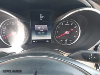 2015 Mercedes-Benz C-Class C 300 with VIN 55SWF4JB8FU062030, listed as a IAAI auction lot 41593649 with 123,196 mi miles. Bid and sale history available at carsss.com. Image 7.