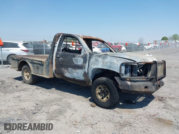 2009 Chevrolet Silverado 3500HD z VIN 1GCHK74K49F147305, wystawiony jako IAAI lot #42051326 z przebiegiem Nie podano mil oraz . Historia ofert i sprzedaży dostępna na DreamBid. Obrazek 1.