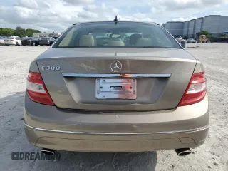 2008 Mercedes-Benz C 300 Sport с VIN WDDGF54X98F052663, выставлен на аукционе Copart как лот 60265725 с пробегом 82 912 миль миль и Списание • Salvage title. История ставок и продаж доступна на DreamBid. Изображение 6.