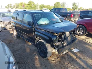2014 Jeep Patriot Sport z VIN 1C4NJPBB5ED827664, wystawiony jako IAAI lot #37491127 z przebiegiem 112 059 mil mil oraz . Historia ofert i sprzedaży dostępna na DreamBid. Obrazek 1.