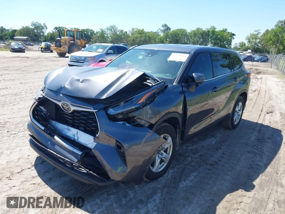 2021 Toyota Highlander L with VIN 5TDZZRAH3MS034975, listed as a IAAI auction lot 39170135 with 86,052 mi miles and . Bid and sale history available at DreamBid. Image 17.