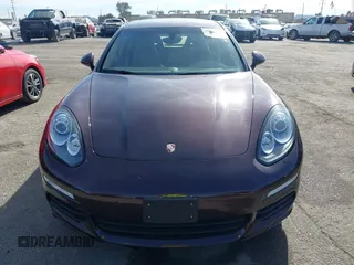 2015 Porsche Panamera 4 z VIN WP0AA2A76FL000746, wystawiony jako IAAI lot #41411279 z przebiegiem 37 496 mil mil oraz . Historia ofert i sprzedaży dostępna na DreamBid. Obrazek 12.