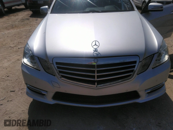 2013 Mercedes-Benz E 350 Luxury with VIN WDDHF5KBXDA697261, listed as a IAAI auction lot 42129287 with 130,939 mi miles and . Bid and sale history available at DreamBid. Image 17.