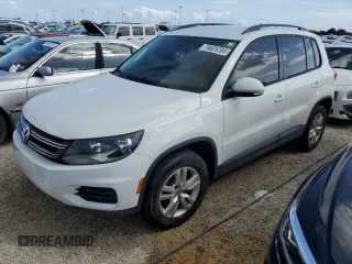 2017 Volkswagen Tiguan S with VIN WVGAV7AX3HK039090, listed as a Copart auction lot 74625704 with 62,359 mi miles and Salvage title. Bid and sale history available at DreamBid. Image 1.