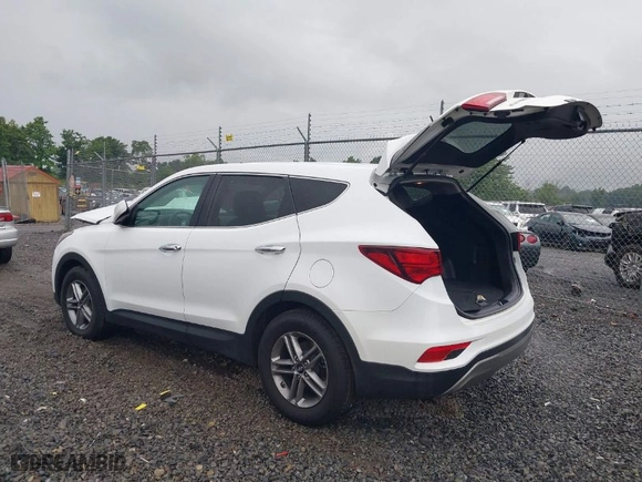 2018 Hyundai Santa Fe Sport 2.4L with VIN 5NMZTDLB9JH062940, listed as a IAAI auction lot 39875610 with 111,281 mi miles. Bid and sale history available at carsss.com. Image 3.