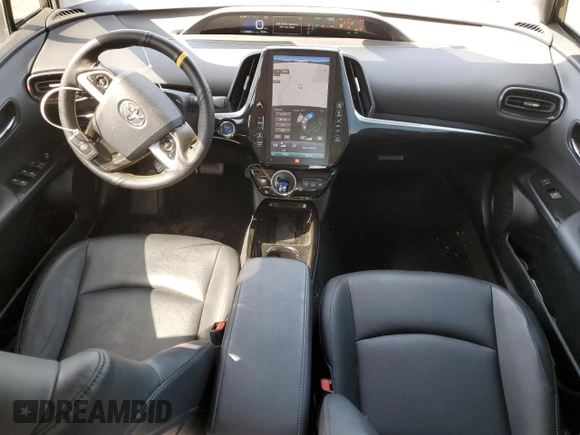 2017 Toyota Prius Plus z VIN JTDKARFP8H3049813, wystawiony jako Copart lot #54939645 z przebiegiem 132 604 mil mil oraz Szkoda całkowita • Salvage title. Historia ofert i sprzedaży dostępna na DreamBid. Obrazek 8.