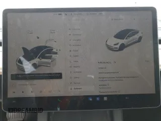 2023 Tesla Model 3 z VIN 5YJ3E1EA0PF504727, wystawiony jako Copart lot #53762135 z przebiegiem 17 554 mil mil oraz Szkoda całkowita • Salvage title. Historia ofert i sprzedaży dostępna na DreamBid. Obrazek 9.