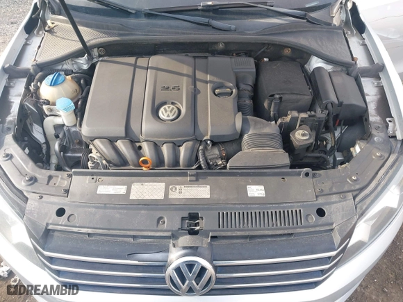 2013 Volkswagen Passat S with VIN 1VWAP7A30DC101350, listed as a IAAI auction lot 41846928 with 307,166 mi miles. Bid and sale history available at carsss.com. Image 10.