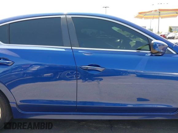 2016 Acura ILX Premium with VIN 19UDE2F80GA010559, listed as a IAAI auction lot 41991718 with 125,451 mi miles and . Bid and sale history available at DreamBid. Image 14.