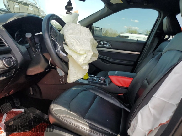 2018 Ford Explorer XLT with VIN 1FM5K8D88JGB77172, listed as a Copart auction lot 54339475 with Not provided miles and Salvage title. Bid and sale history available at DreamBid. Image 7.