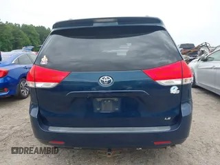 2012 Toyota Sienna LE AAS с VIN 5TDKK3DC7CS268098, выставлен на аукционе IAAI как лот 42451544 с пробегом 265 316 миль миль и . История ставок и продаж доступна на DreamBid. Изображение 16.
