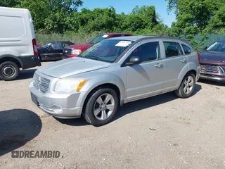 2012 Dodge Caliber SXT z VIN 1C3CDWDA4CD535843, wystawiony jako IAAI lot #42306769 z przebiegiem 188 240 mil mil oraz . Historia ofert i sprzedaży dostępna na DreamBid. Obrazek 2.