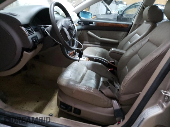 2000 Audi A6 z VIN WAUEH24B8YN012379, wystawiony jako Copart lot #42292685 z przebiegiem 62 112 mil mil oraz Czysty tytuł • Clean title. Historia ofert i sprzedaży dostępna na DreamBid. Obrazek 7.