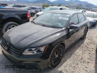 2018 Volkswagen Passat SE z VIN 1VWBA7A36JC010584, wystawiony jako Copart lot #59892215 z przebiegiem 82 715 mil mil oraz Szkoda całkowita • Salvage title. Historia ofert i sprzedaży dostępna na DreamBid. Obrazek 1.