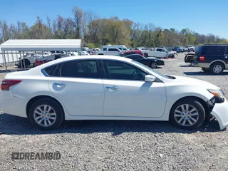 2018 Nissan Altima SV with VIN 1N4AL3APXJC480398, listed as a IAAI auction lot 41854845 with 113,019 mi miles and . Bid and sale history available at carsss.com. Image 13.