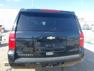 2019 Chevrolet Suburban LT with VIN 1GNSKHKC3KR394785, listed as a IAAI auction lot 41825236 with 39,216 mi miles. Bid and sale history available at carsss.com. Image 17.