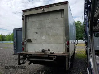2014 Isuzu NQR IBT PWL with VIN JALE5W167E7900615, listed as a Copart auction lot 62797014 with Not Provided miles and Salvage Title. Bid and sale history available at carsss.com. Image 4.